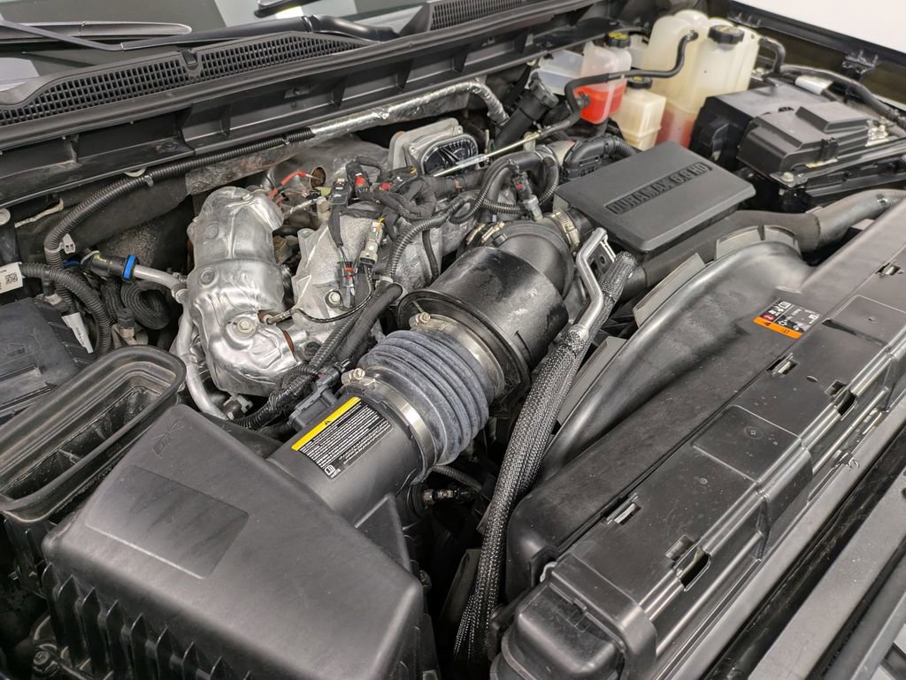 Used 2025 GMC Sierra 2500 AT4X image 31