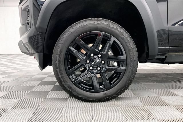 Used 2024 Chevrolet Colorado Z71 w/ Z71 Convenience Package 2 AWD/4WD image 9