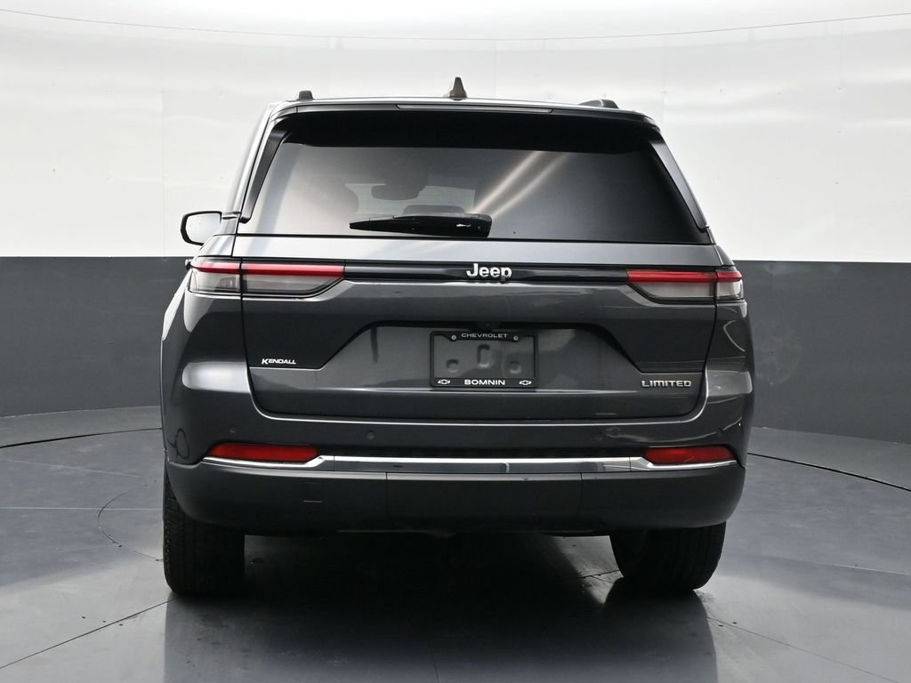 Used 2023 Jeep Grand Cherokee Limited image 4