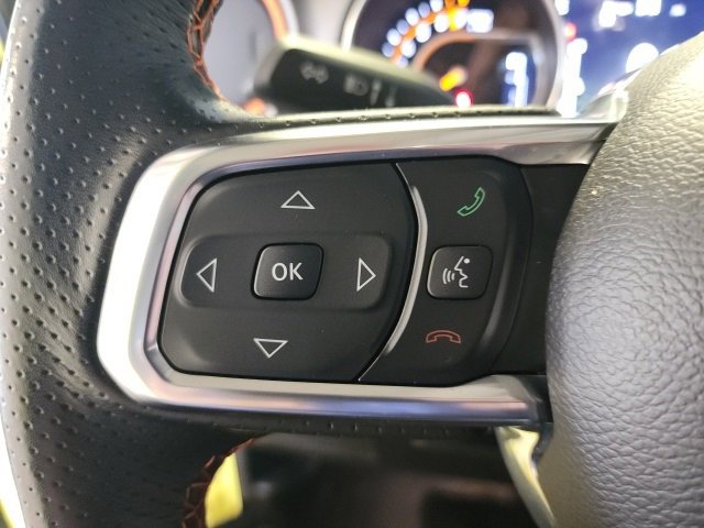 Used 2023 Jeep Gladiator Mojave w/ Cold Weather Group image 17