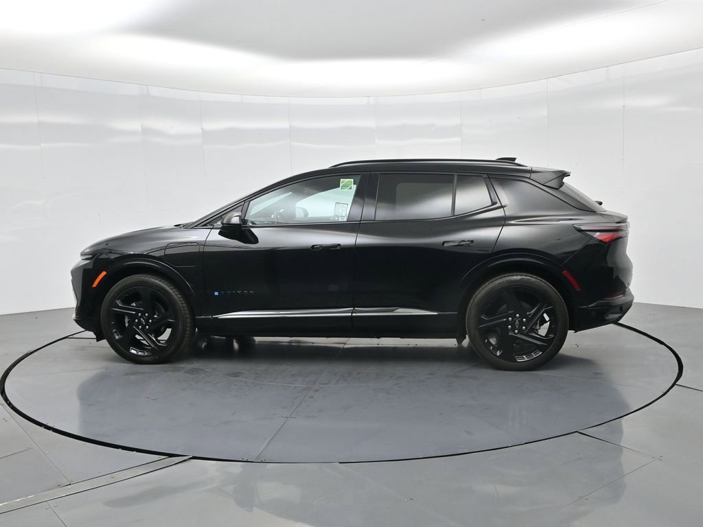 Used 2024 Chevrolet Equinox EV RS image 9