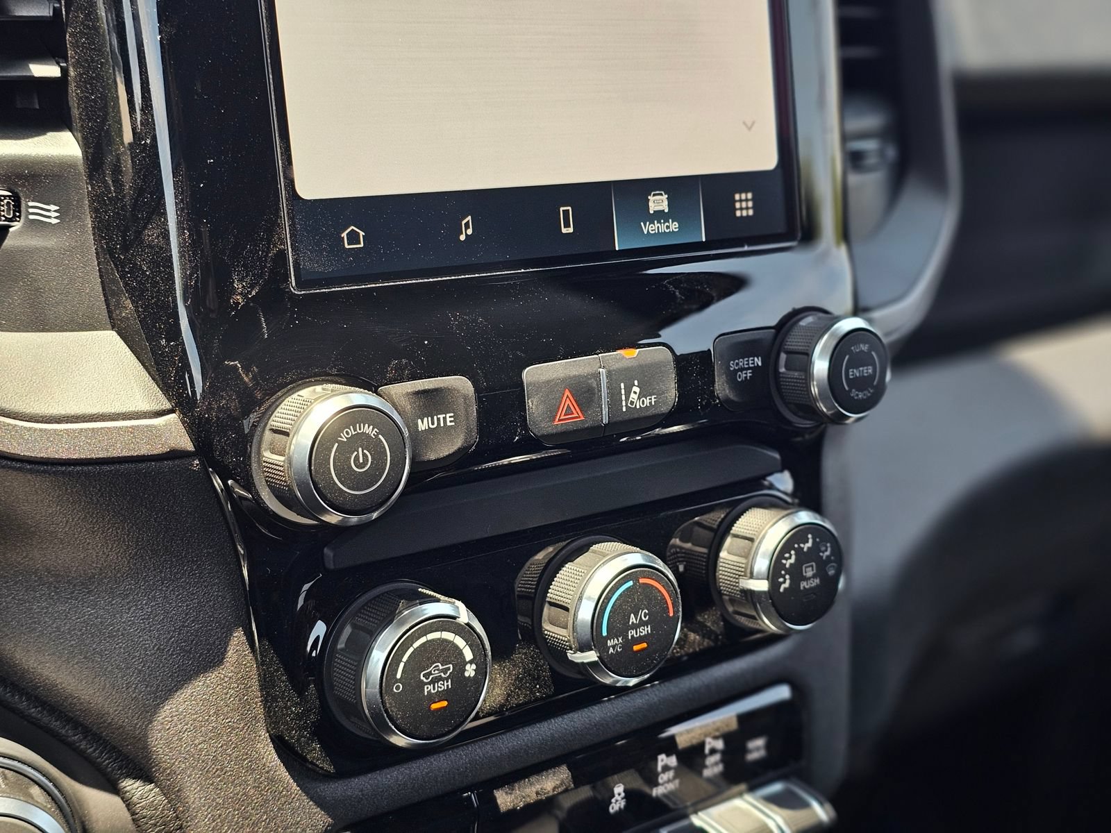 New 2026 RAM 1500 Warlock AWD/4WD image 13