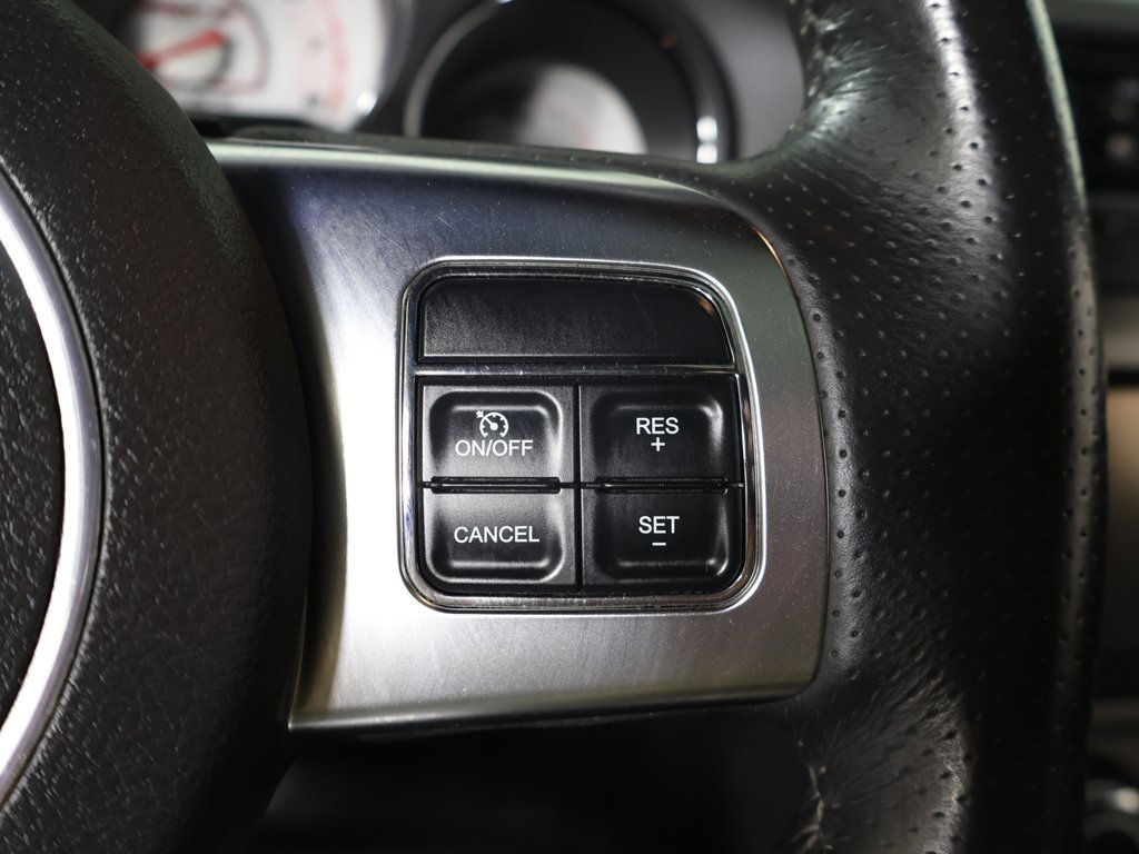 Used 2012 Dodge Challenger SRT8 image 36