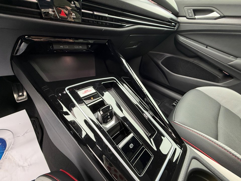 New 2026 Volkswagen GTI SE image 20