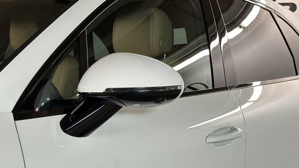 Used 2024 Porsche Macan S AWD/4WD image 5