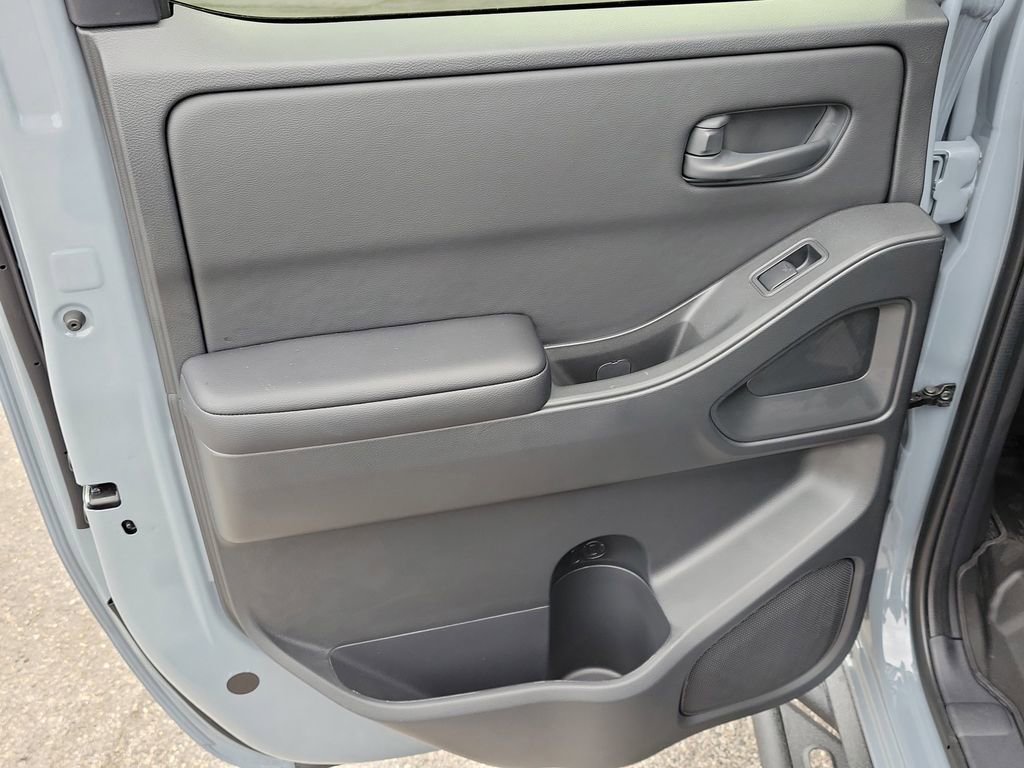 Used 2026 Nissan Frontier SV w/ SV Convenience Package image 7