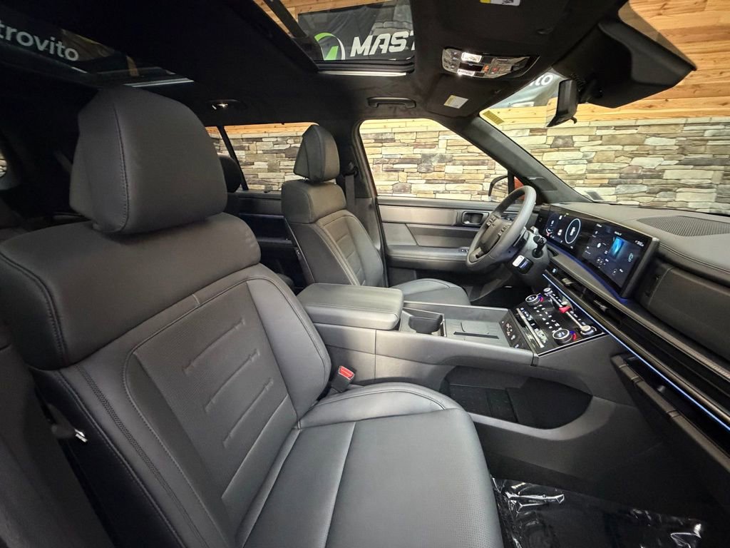 Certified 2025 Hyundai Santa Fe Calligraphy image 15