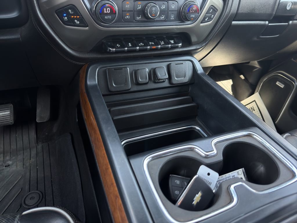 Used 2018 Chevrolet Silverado 3500 High Country w/ Duramax Plus Package image 15