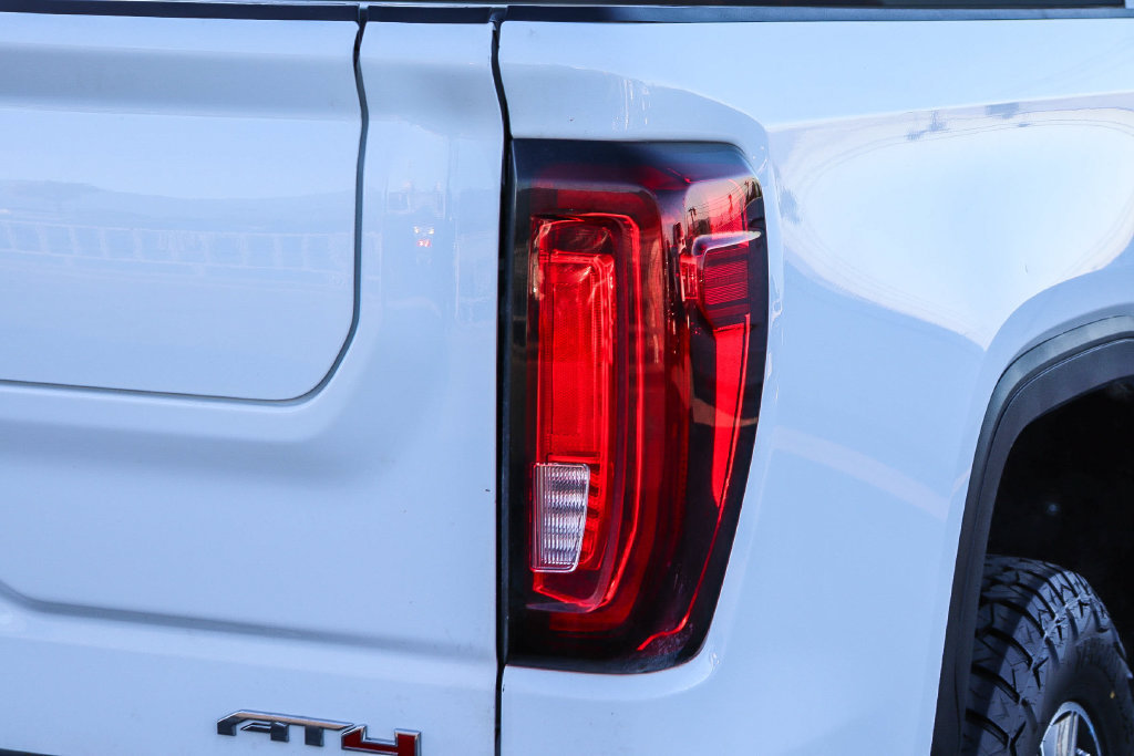 Used 2025 GMC Sierra 1500 AT4 AWD/4WD image 10