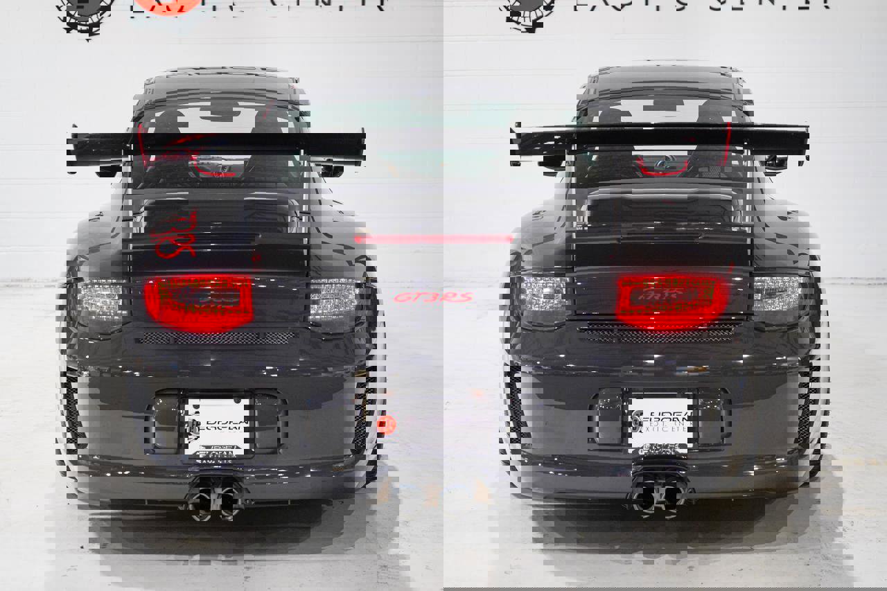 Used 2010 Porsche 911 GT3 RS image 3