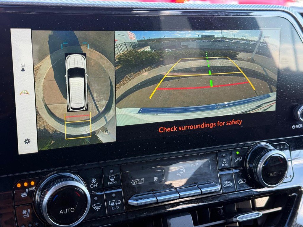 Used 2023 Toyota Highlander Platinum image 22