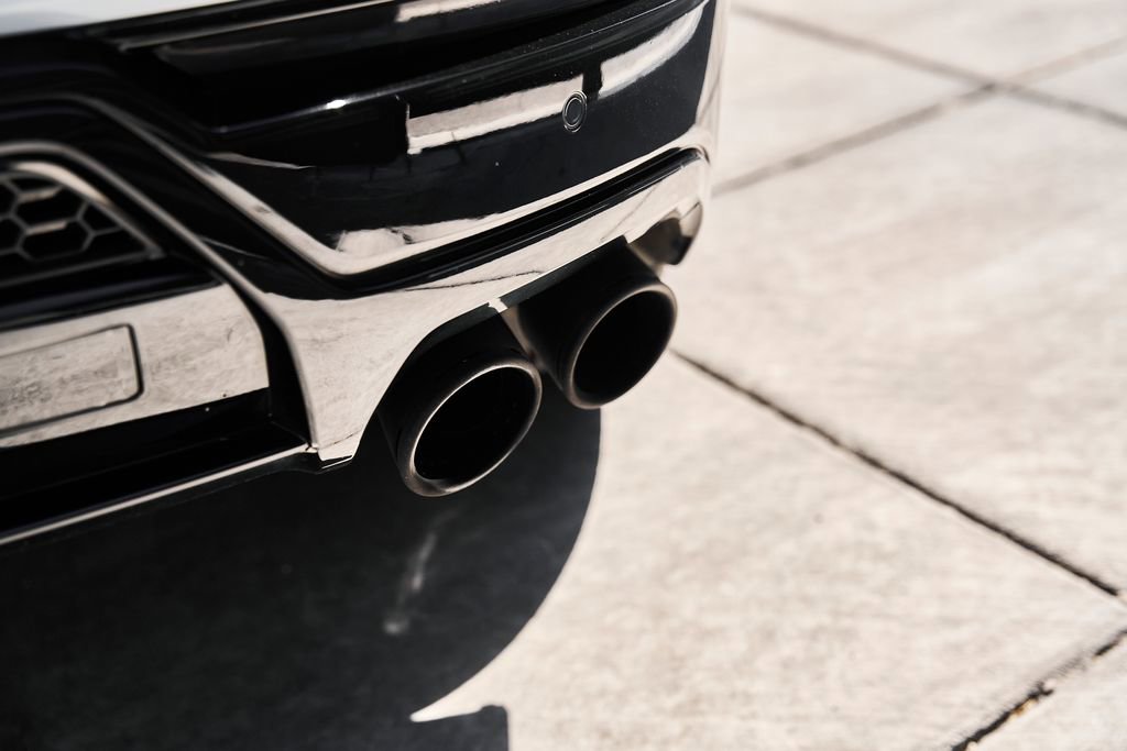 Used 2021 Lamborghini Urus image 11