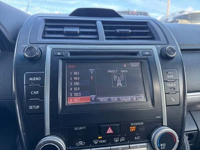 Used 2014 Toyota Camry SE image 23