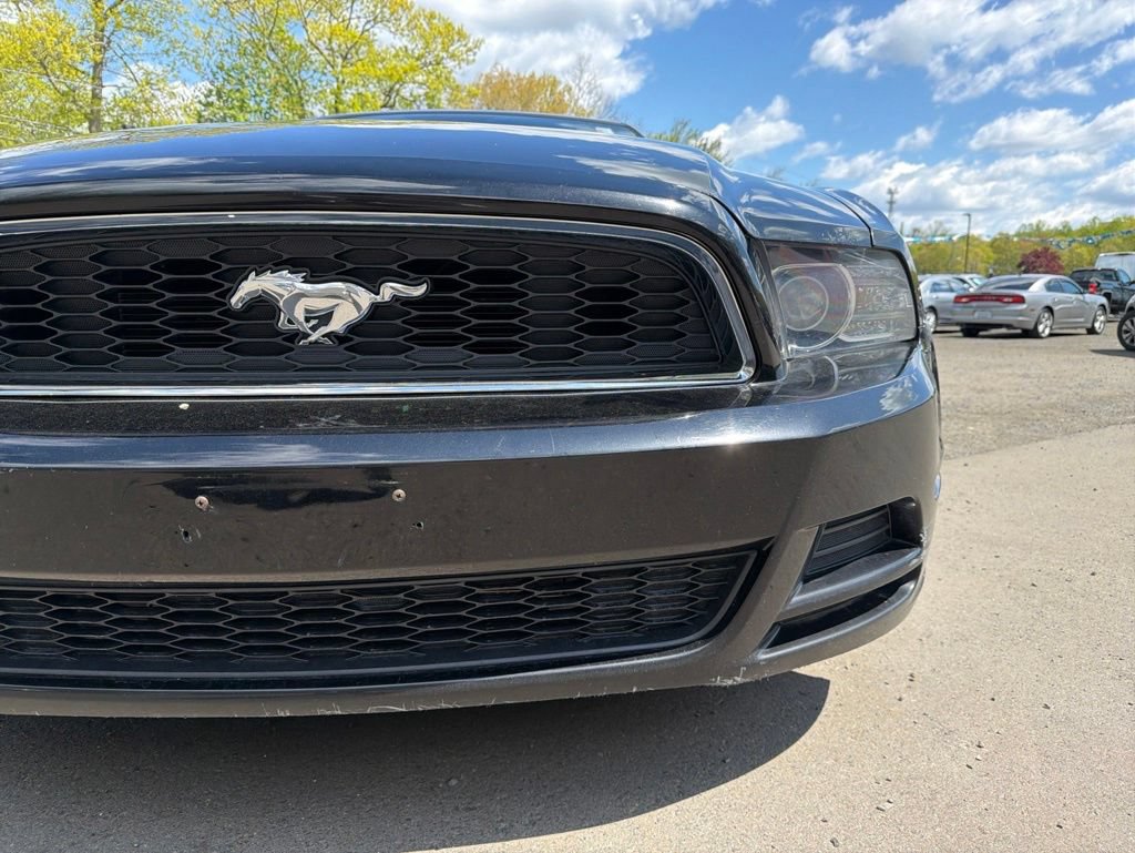 Used 2014 Ford Mustang Convertible RWD image 20