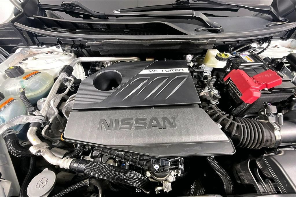 Used 2023 Nissan Rogue SV AWD/4WD image 9