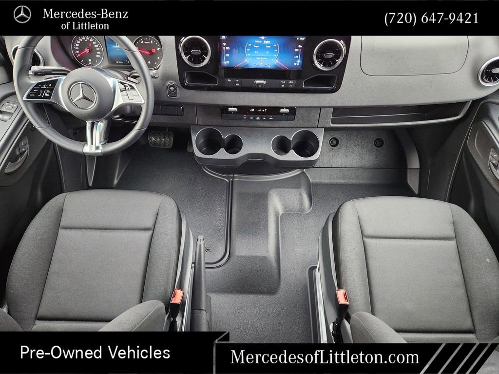 Used 2025 Mercedes-Benz Sprinter 2500 image 26