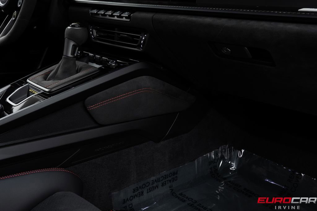 Used 2025 Porsche 911 GT3 RS image 39