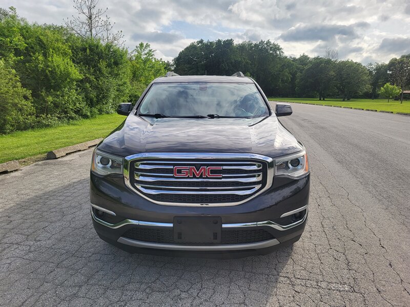 Used 2018 GMC Acadia SLT w/ LPO, Floor Liner Package FWD image 9