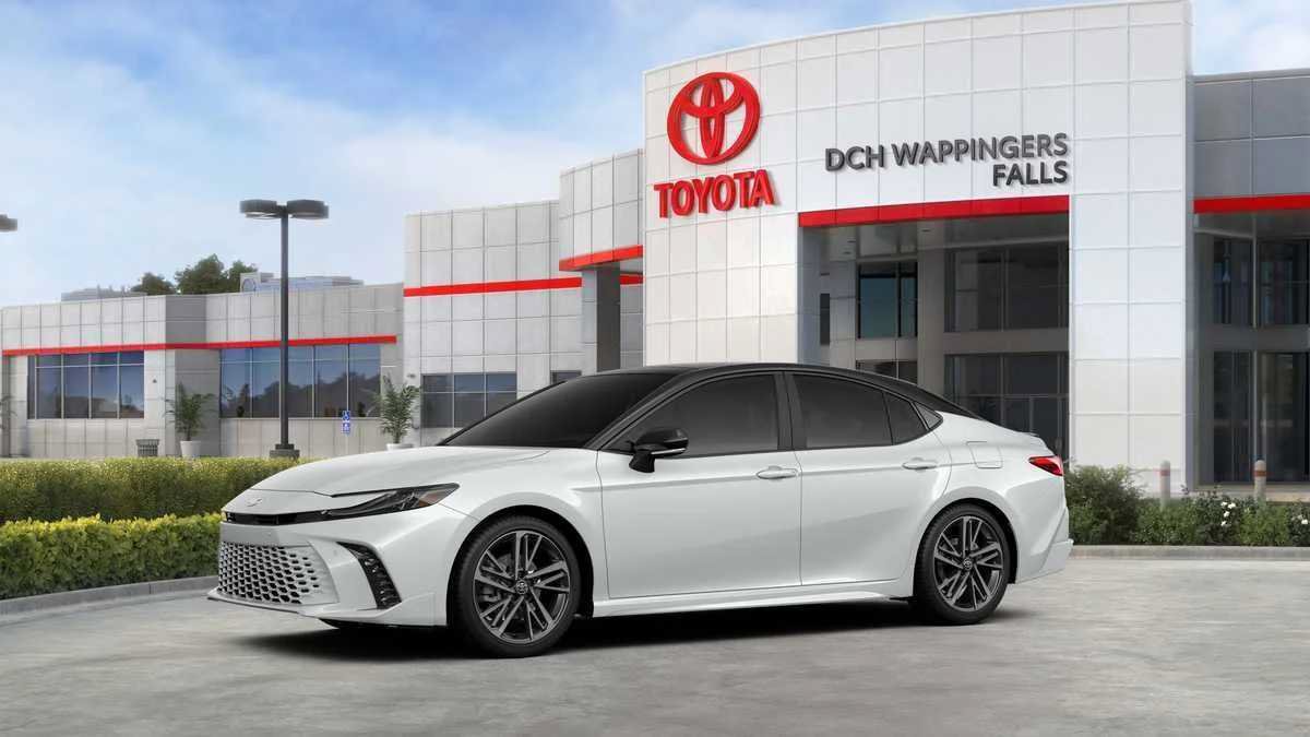 New 2026 Toyota Camry XSE w/ Premium Plus Package AWD/4WD image 3