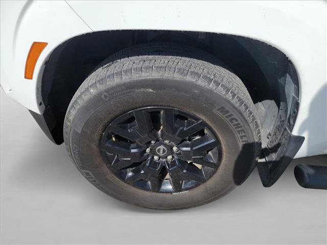 Used 2023 Nissan Frontier SV w/ Midnight Edition Package image 8