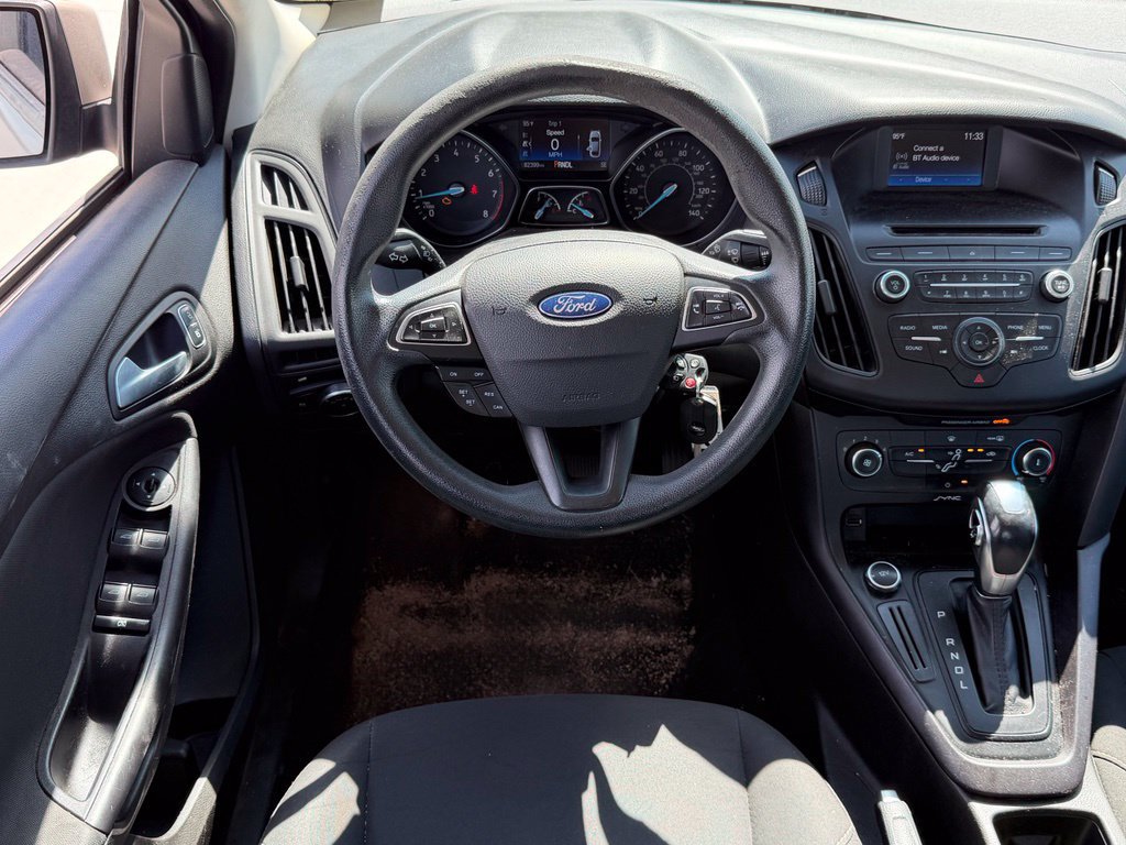 Used 2016 Ford Focus SE FWD image 16