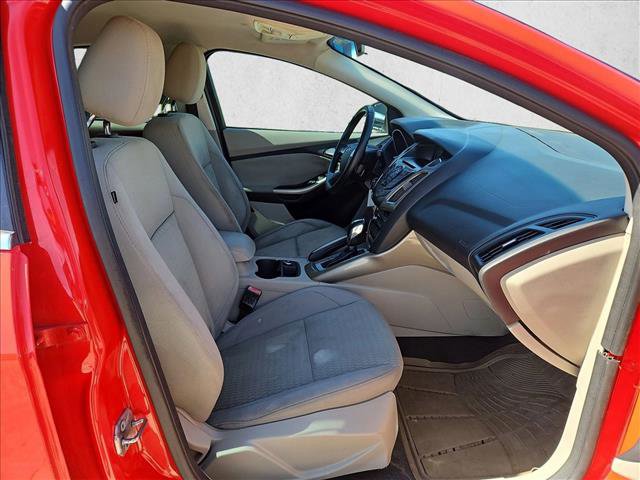 Used 2012 Ford Focus SEL FWD image 18