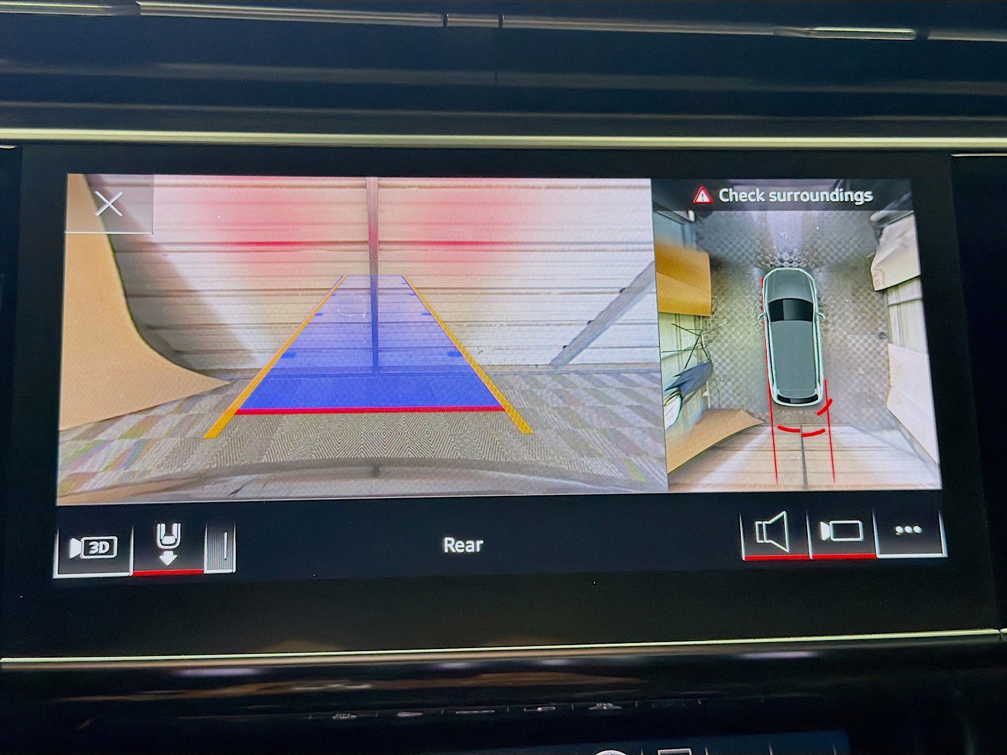 Used 2022 Audi Q7 3.0T Prestige image 16