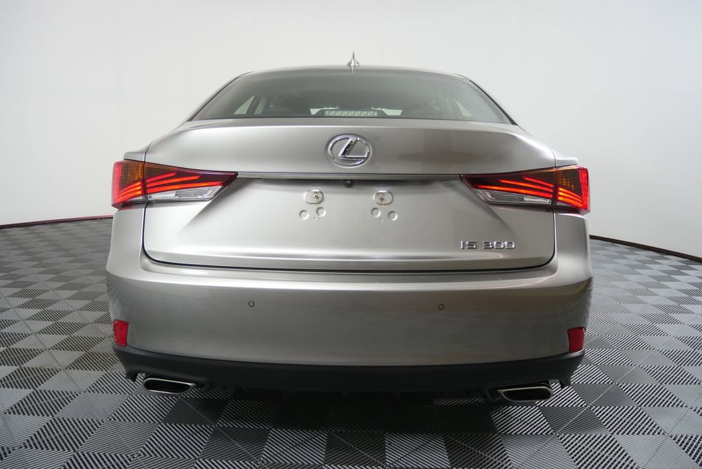 Used 2019 Lexus IS 300 w/ Navigation Package RWD image 4