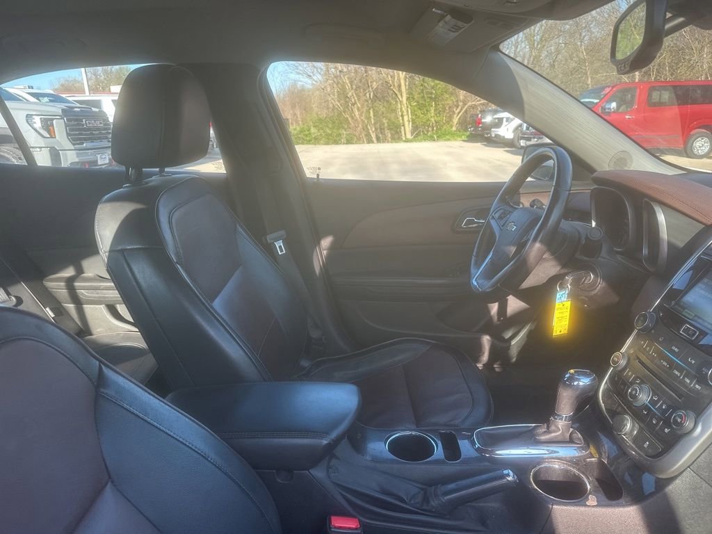 Used 2015 Chevrolet Malibu LTZ image 14