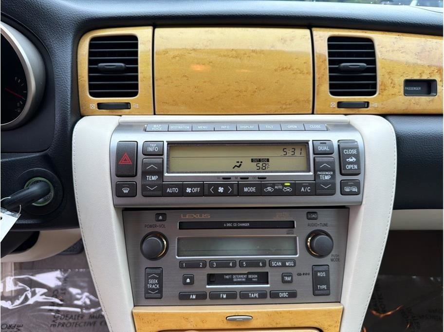 Used 2003 Lexus SC 430 Convertible RWD image 18