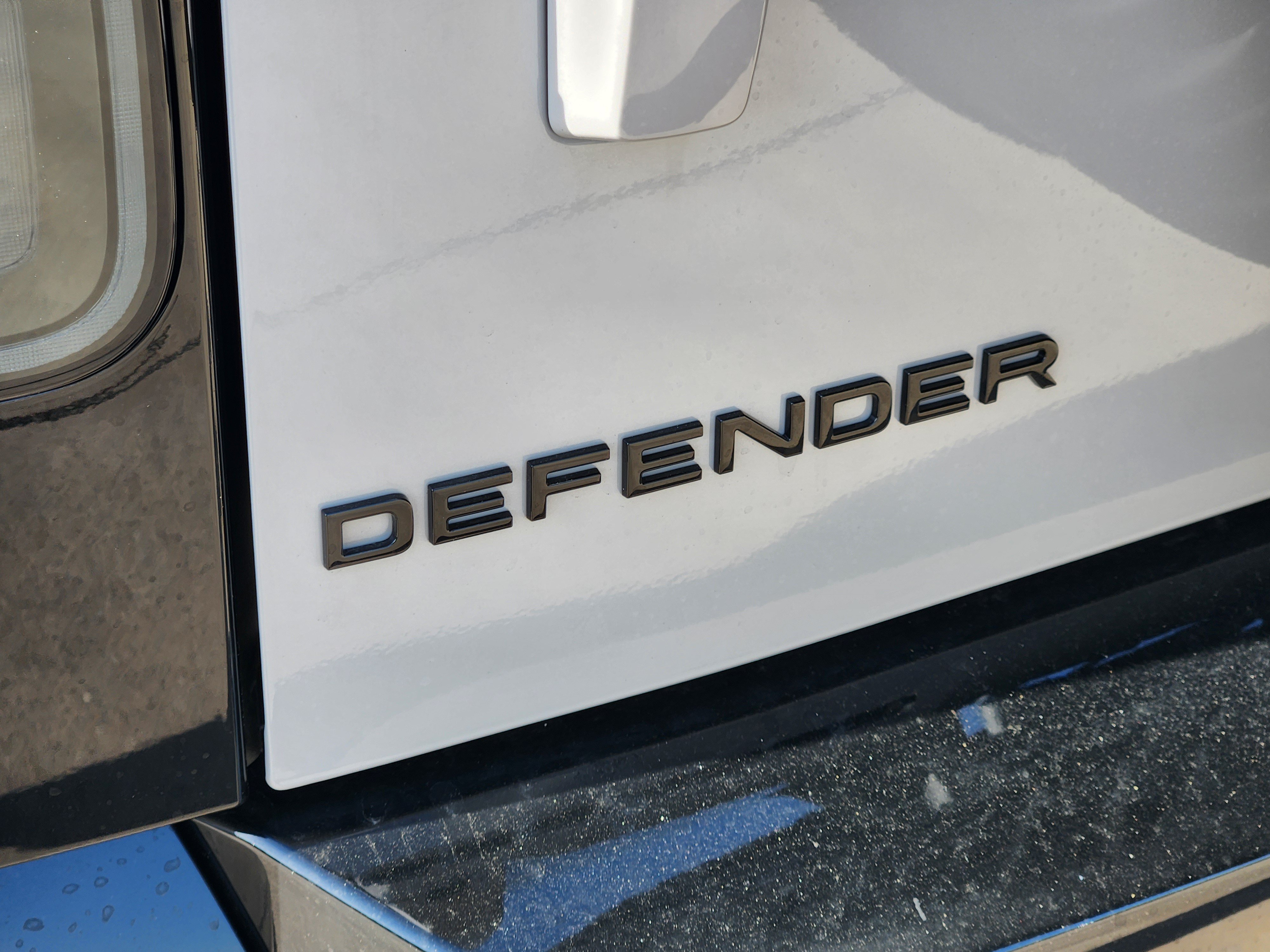 New 2026 Land Rover Defender 110 S AWD/4WD image 32