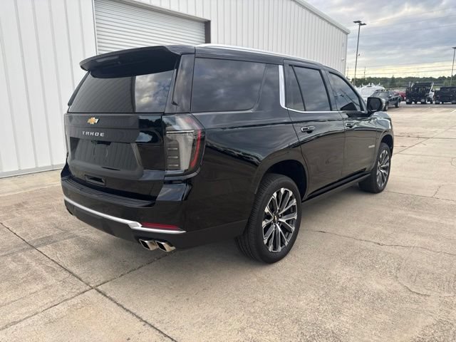 Used 2025 Chevrolet Tahoe High Country AWD/4WD image 5