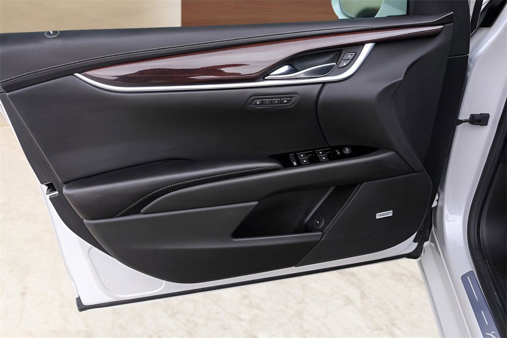 Used 2017 Cadillac XTS Vsport Premium Luxury image 24