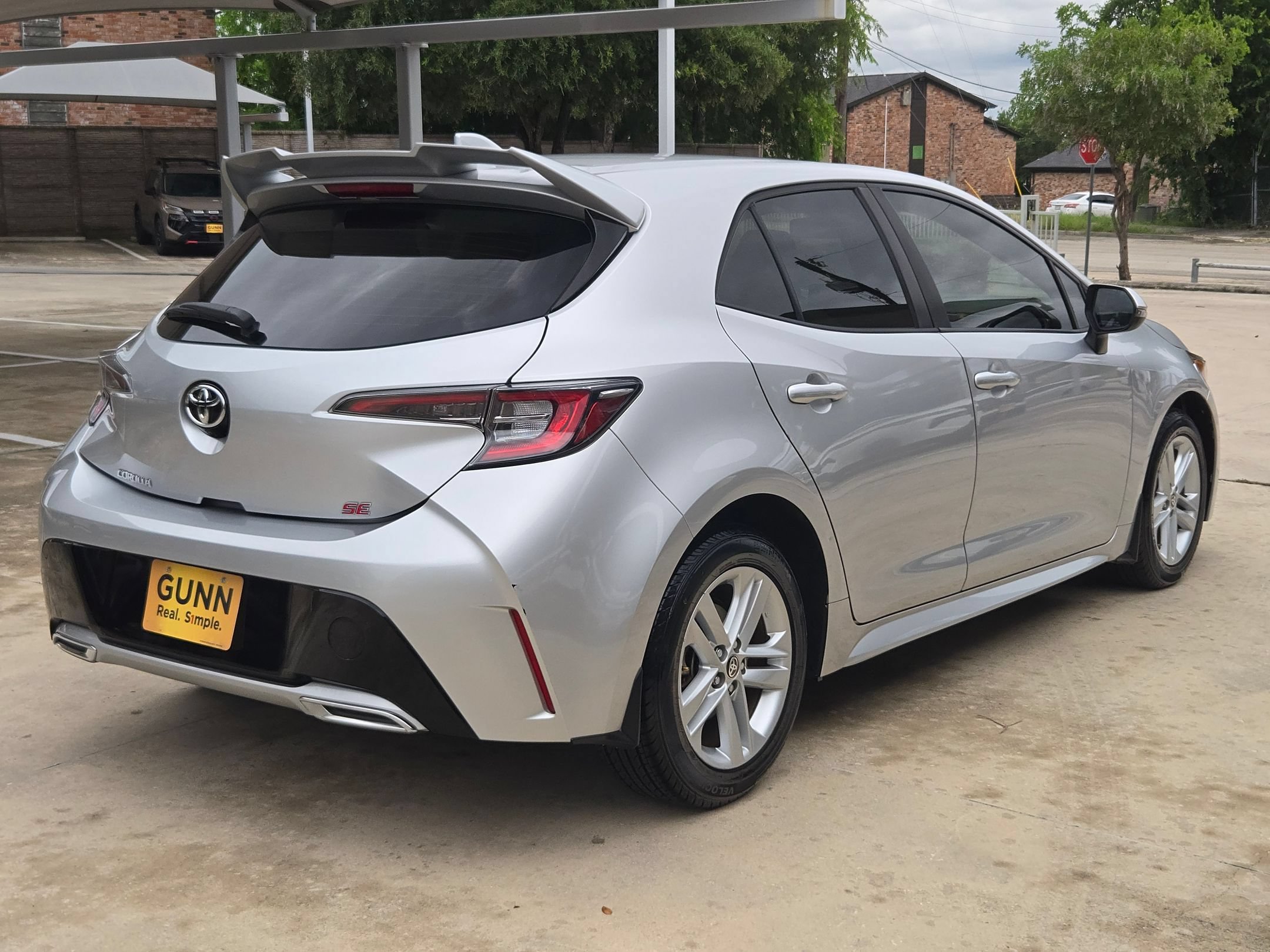 Used 2019 Toyota Corolla SE FWD image 3