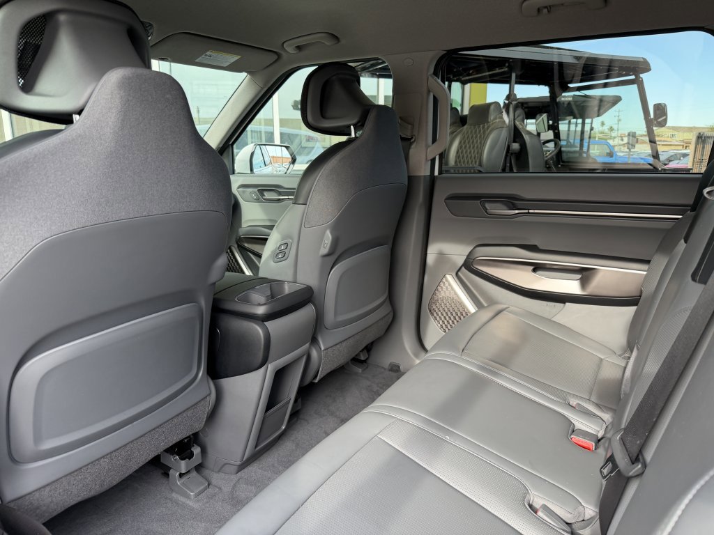 Used 2024 Kia EV9 Light image 35