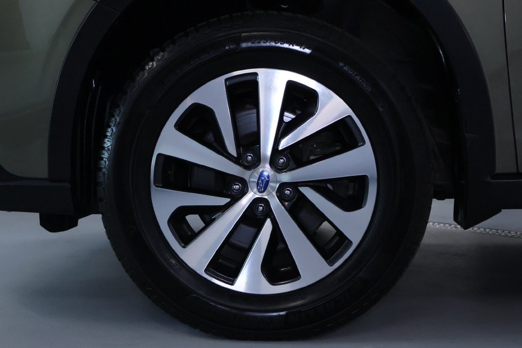 Used 2021 Subaru Outback Premium AWD/4WD image 36