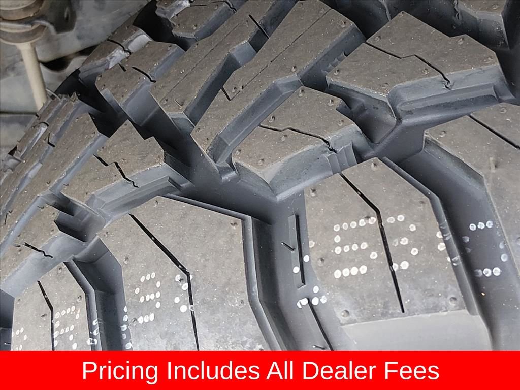 Used 2018 Toyota 4Runner TRD Off-Road Premium AWD/4WD image 14