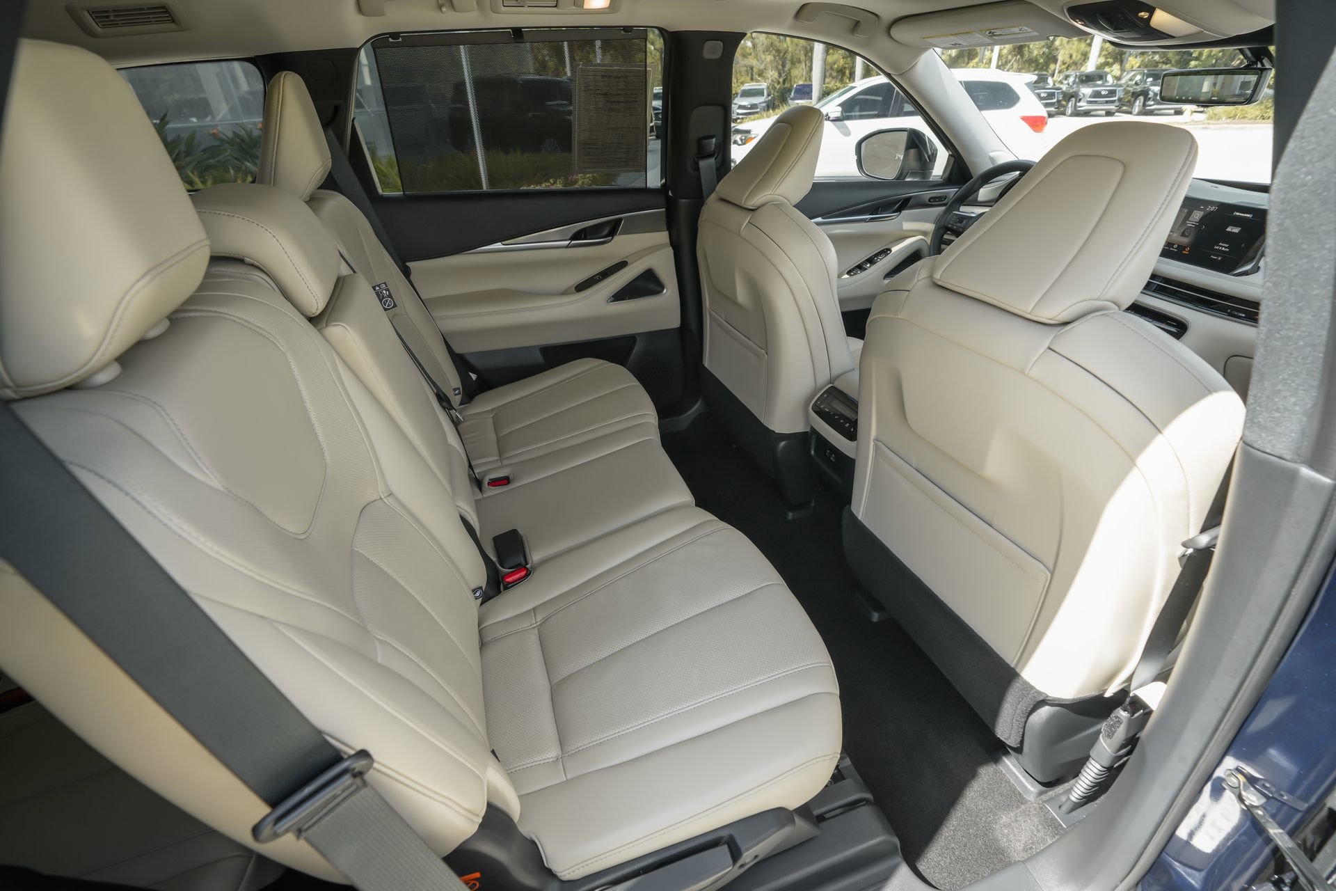 Used 2025 INFINITI QX60 Luxe w/ Vision Package image 34