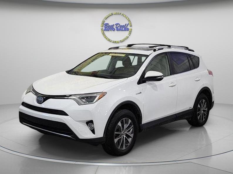 Used 2016 Toyota RAV4 XLE w/ Convenience Package image 1