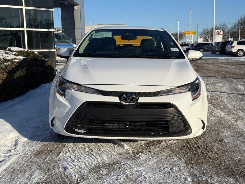 Used 2024 Toyota Corolla LE image 8