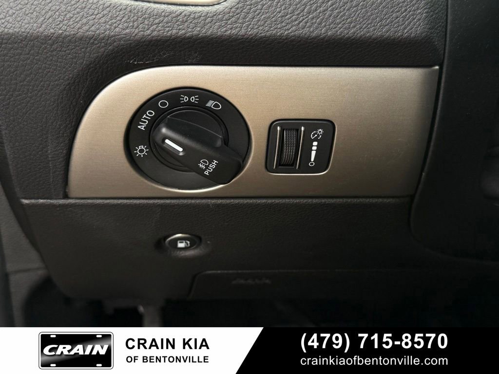 Used 2019 Dodge Durango SXT AWD/4WD image 13