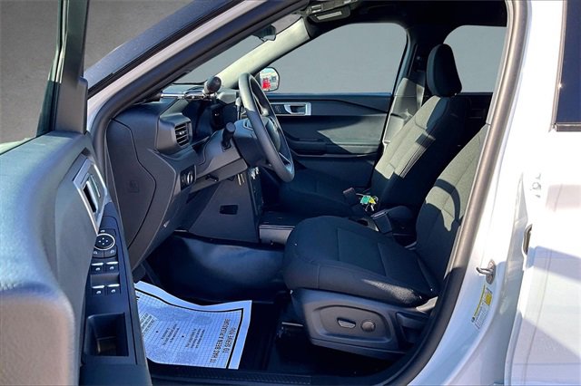 New 2025 Ford Explorer 4WD Police Interceptor image 8