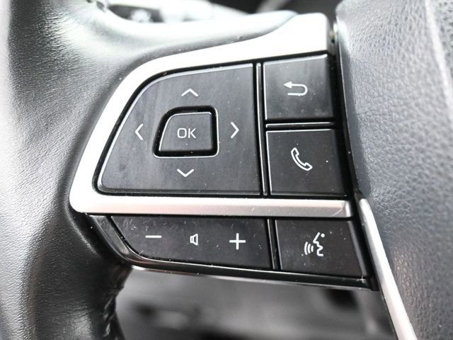 Used 2024 Toyota Highlander LE FWD image 17