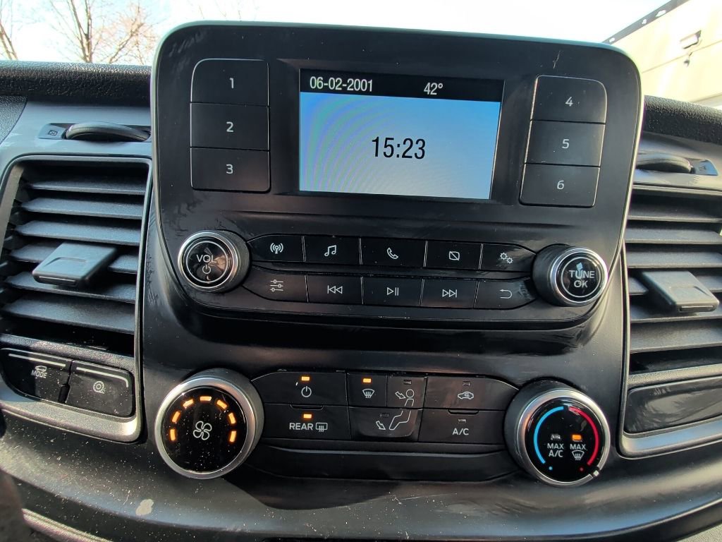 Used 2024 Ford Transit 250 Low Roof AWD w/ Exterior Upgrade Package image 20