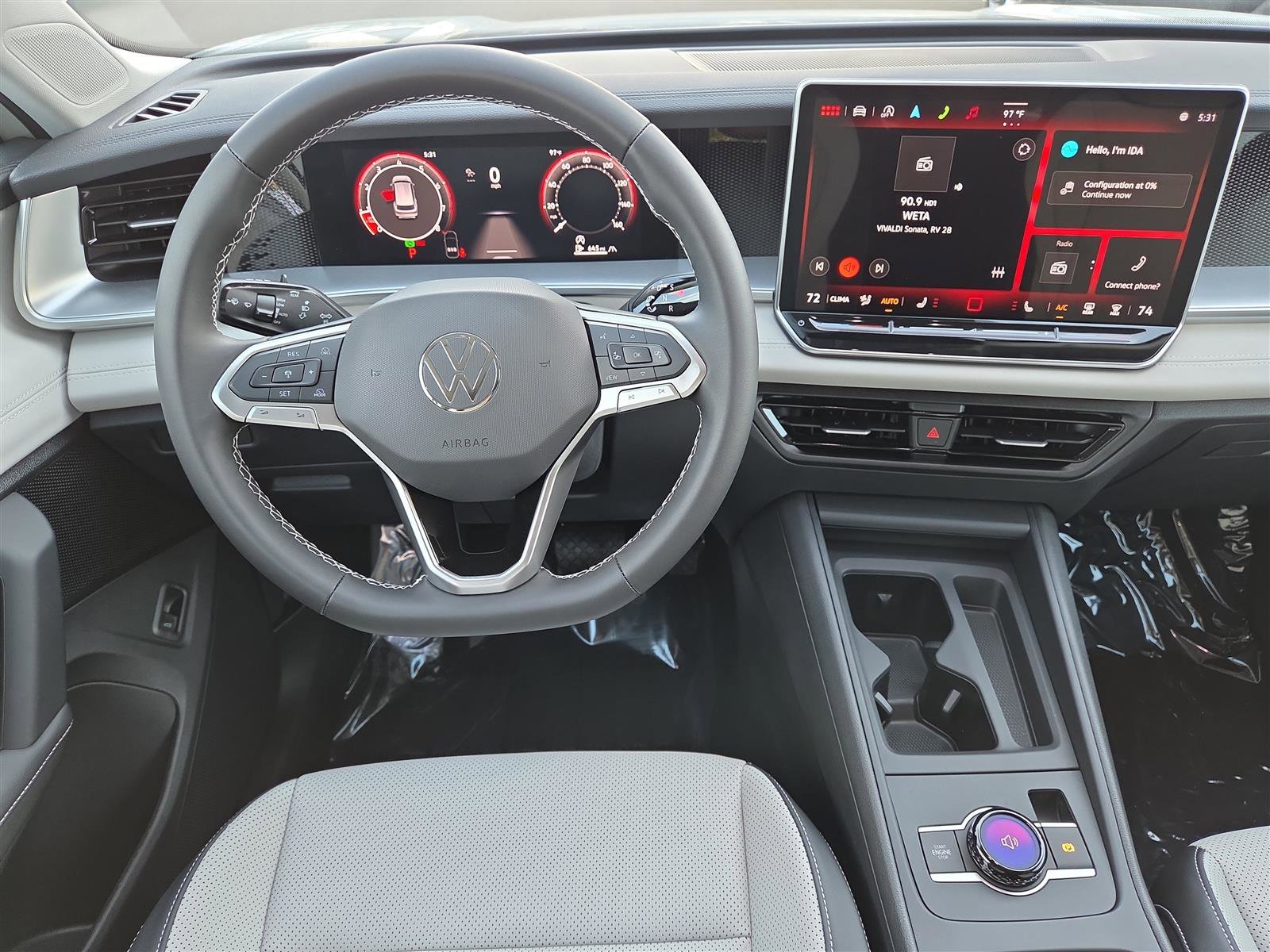 New 2025 Volkswagen Tiguan SE image 12