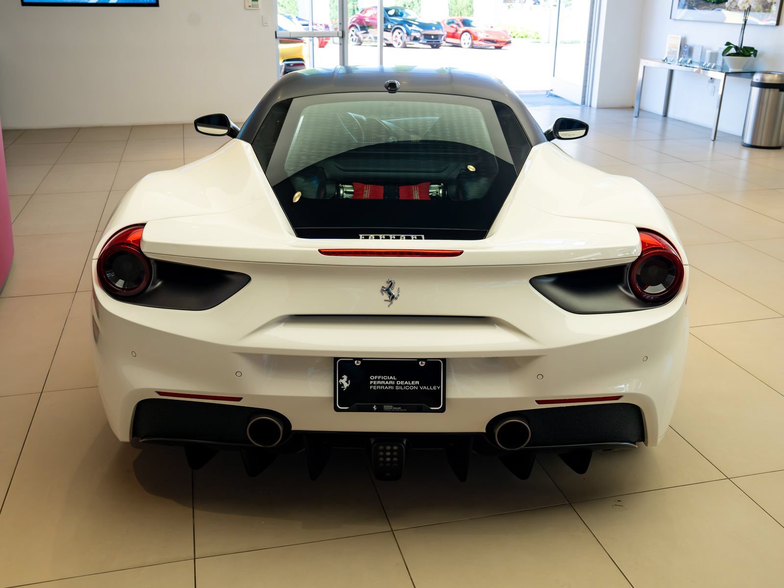 Certified 2016 Ferrari 488 GTB RWD image 5