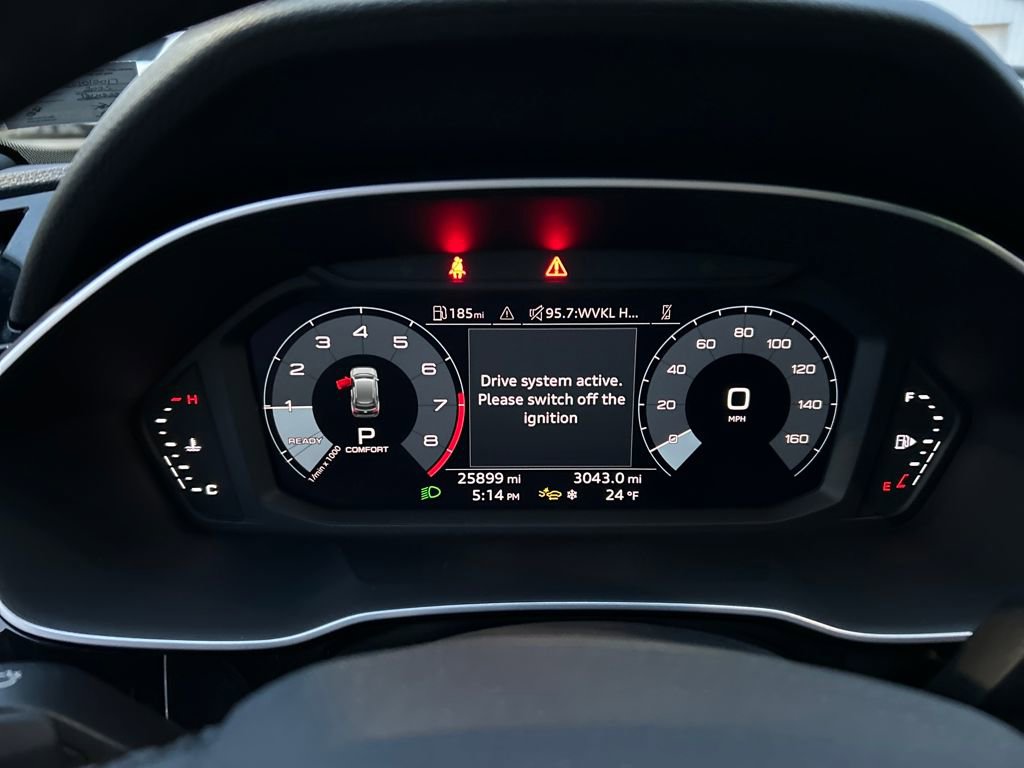 Used 2025 Audi Q3 2.0T Premium image 19