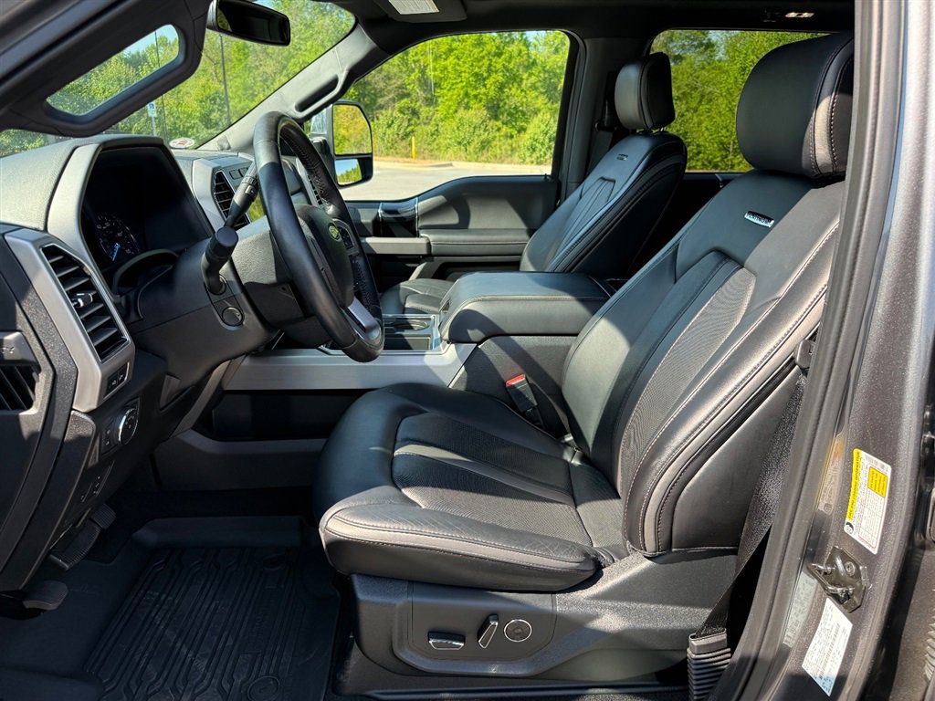 Used 2021 Ford F350 Platinum w/ Tremor Off-Road Package AWD/4WD image 17
