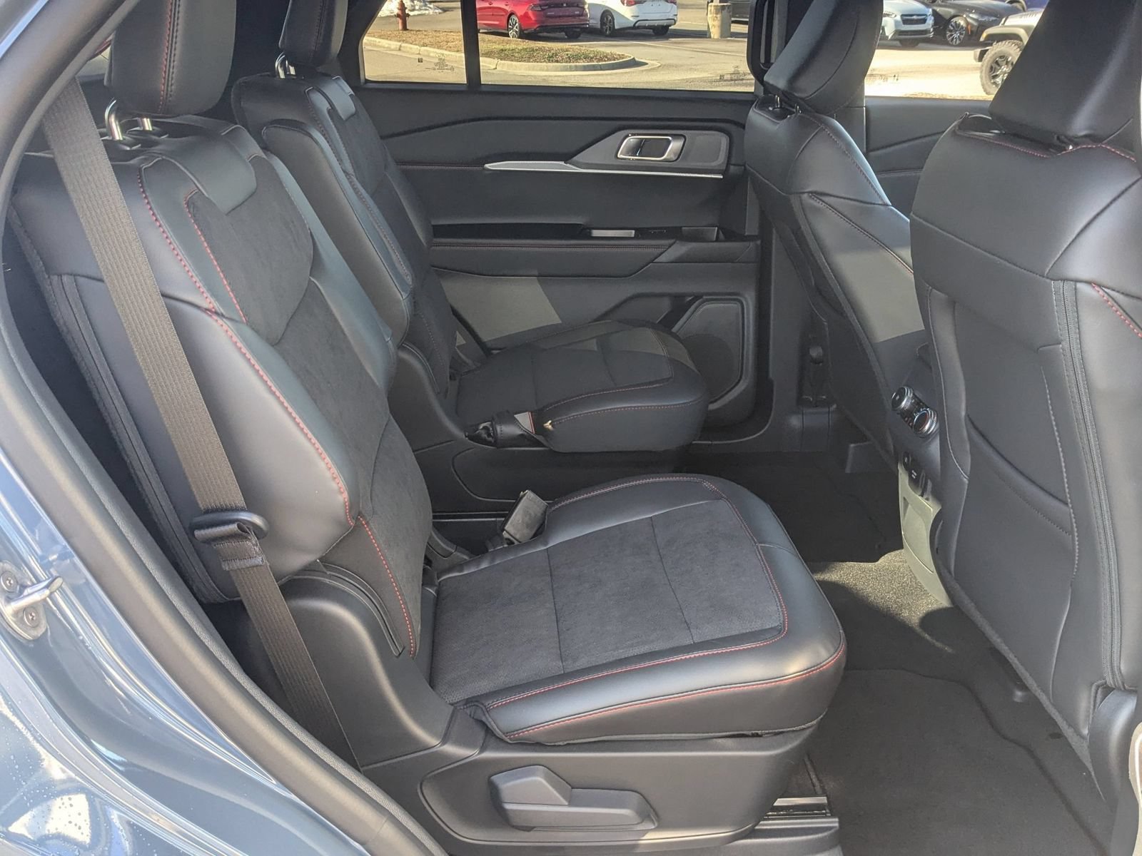 New 2026 Ford Explorer ST AWD/4WD image 36
