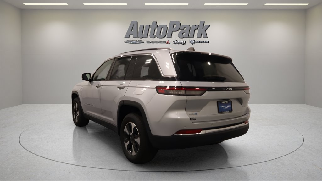 Certified 2024 Jeep Grand Cherokee Limited 4xe AWD/4WD image 4